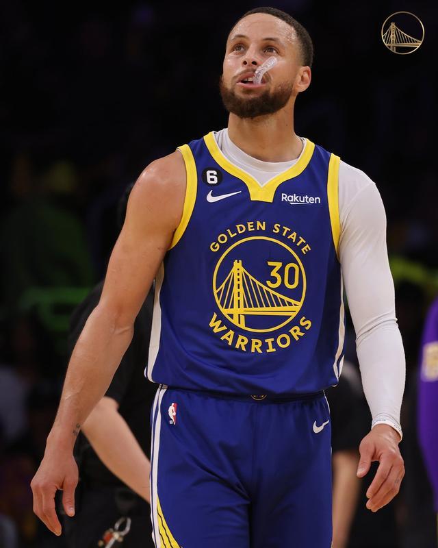 与大赛表现 与大赛表现